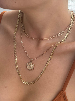 10k Italy curb/ cuban link unique chain 22”