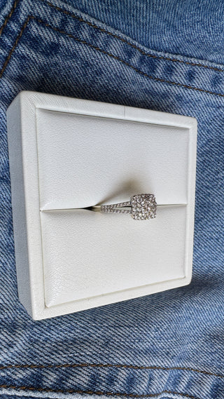 10k Diamond Ring