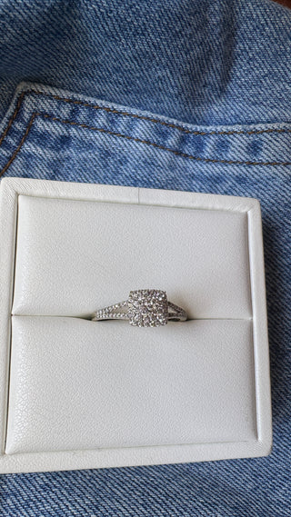 10k Diamond Ring