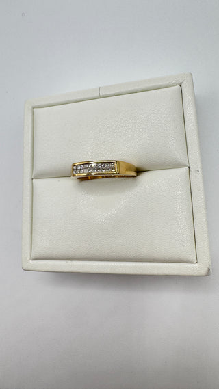 14k Yellow Gold Natural Diamond Illusion Ring