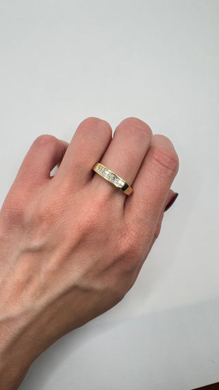 14k Yellow Gold Natural Diamond Illusion Ring