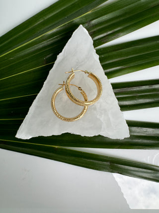 Vintage 14k Gold Etched Hoop earrings