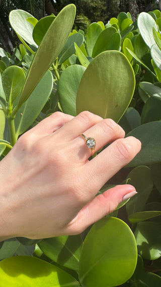 Antique 18k Diamond Flower Ring