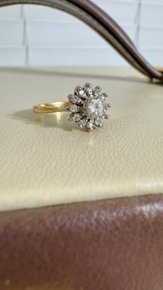 Antique 18k Natural Diamond flower ring