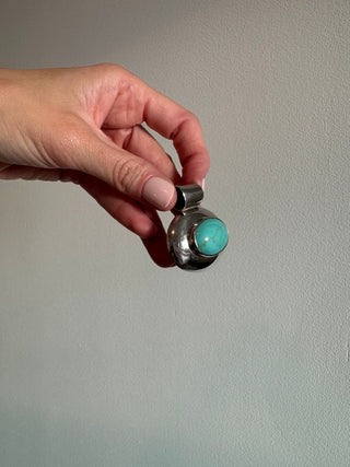 Vintage Sterling Silver Turquoise oval pendant